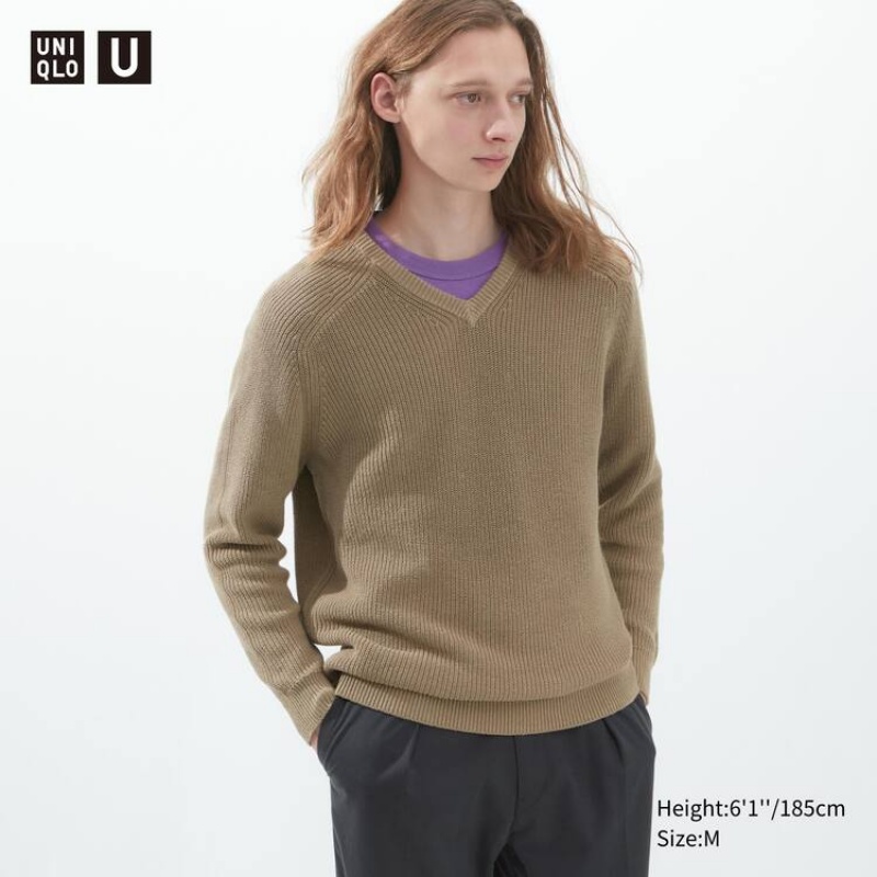 Men\'s Uniqlo U V Neck Jumpers Khaki | ADUK-50486