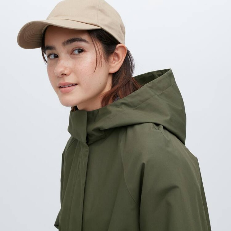 Women's Uniqlo Blocktech Half Coats Olive | DUTJ-13598