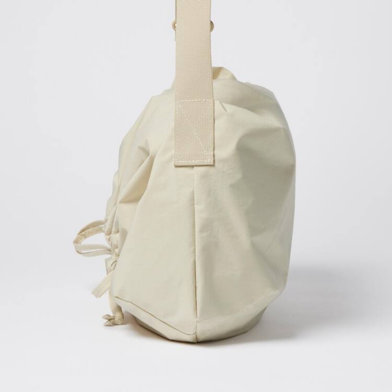 Women's Uniqlo U Drawstring Shoulder Bags Beige | LPQV-98560